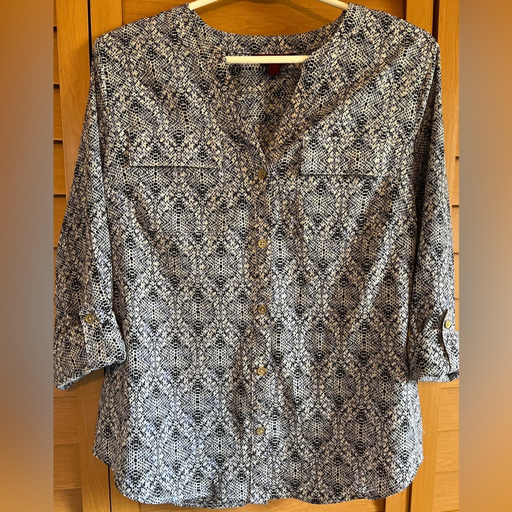Ladies long sleeve button down animal design blouse